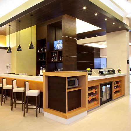 Hampton Inn By Hilton Silao-Aeropuerto, Mexico Экстерьер фото