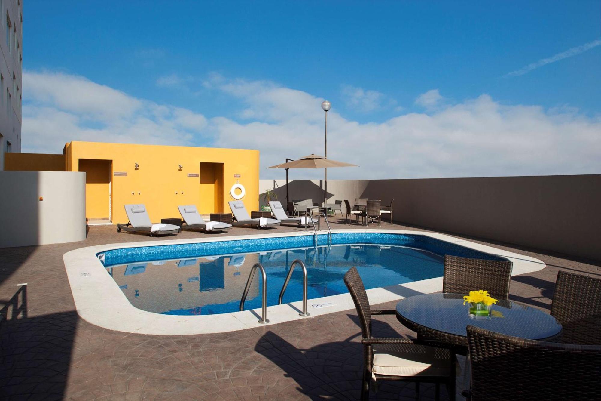 Hampton Inn By Hilton Silao-Aeropuerto, Mexico Экстерьер фото