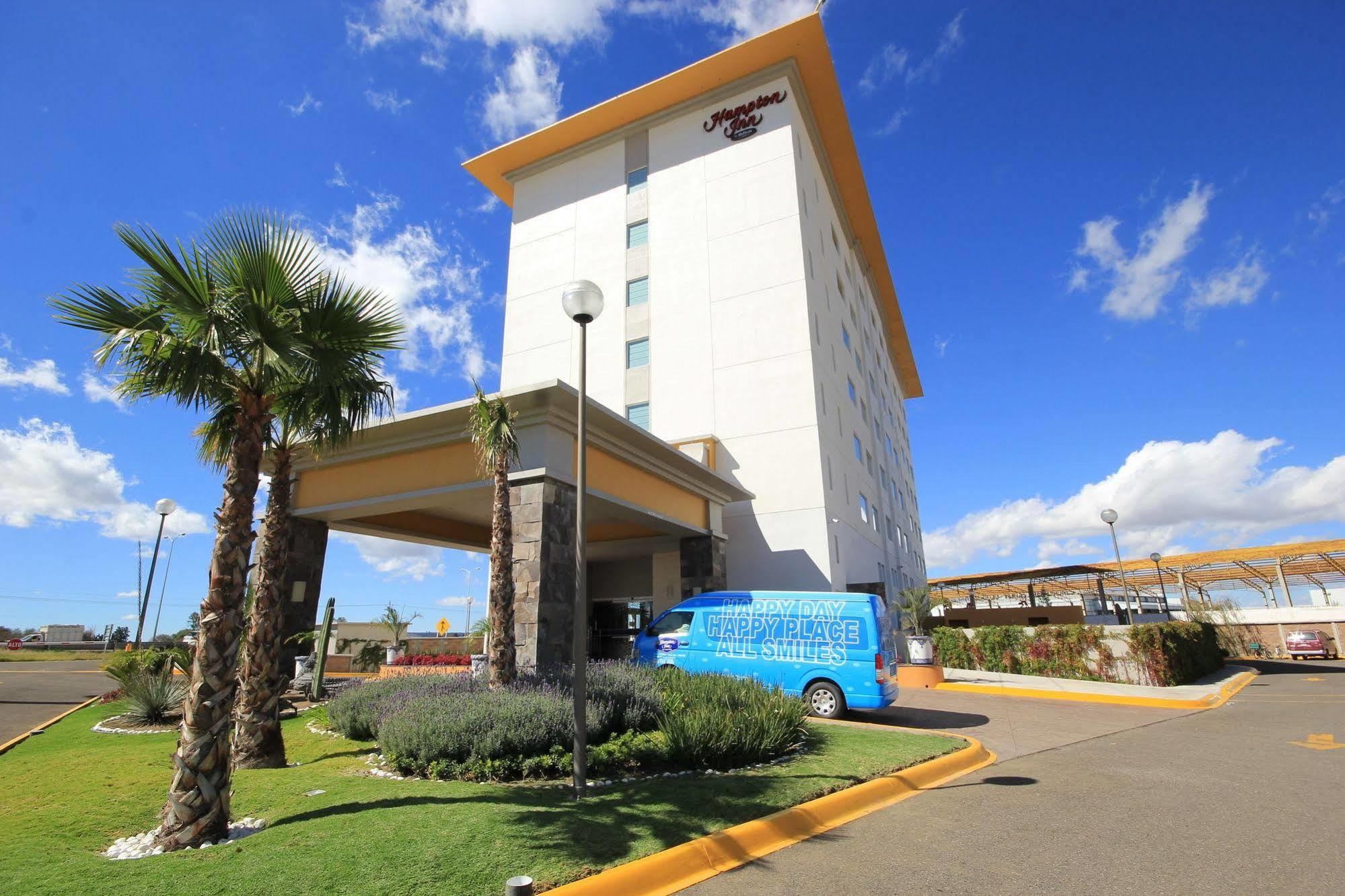 Hampton Inn By Hilton Silao-Aeropuerto, Mexico Экстерьер фото